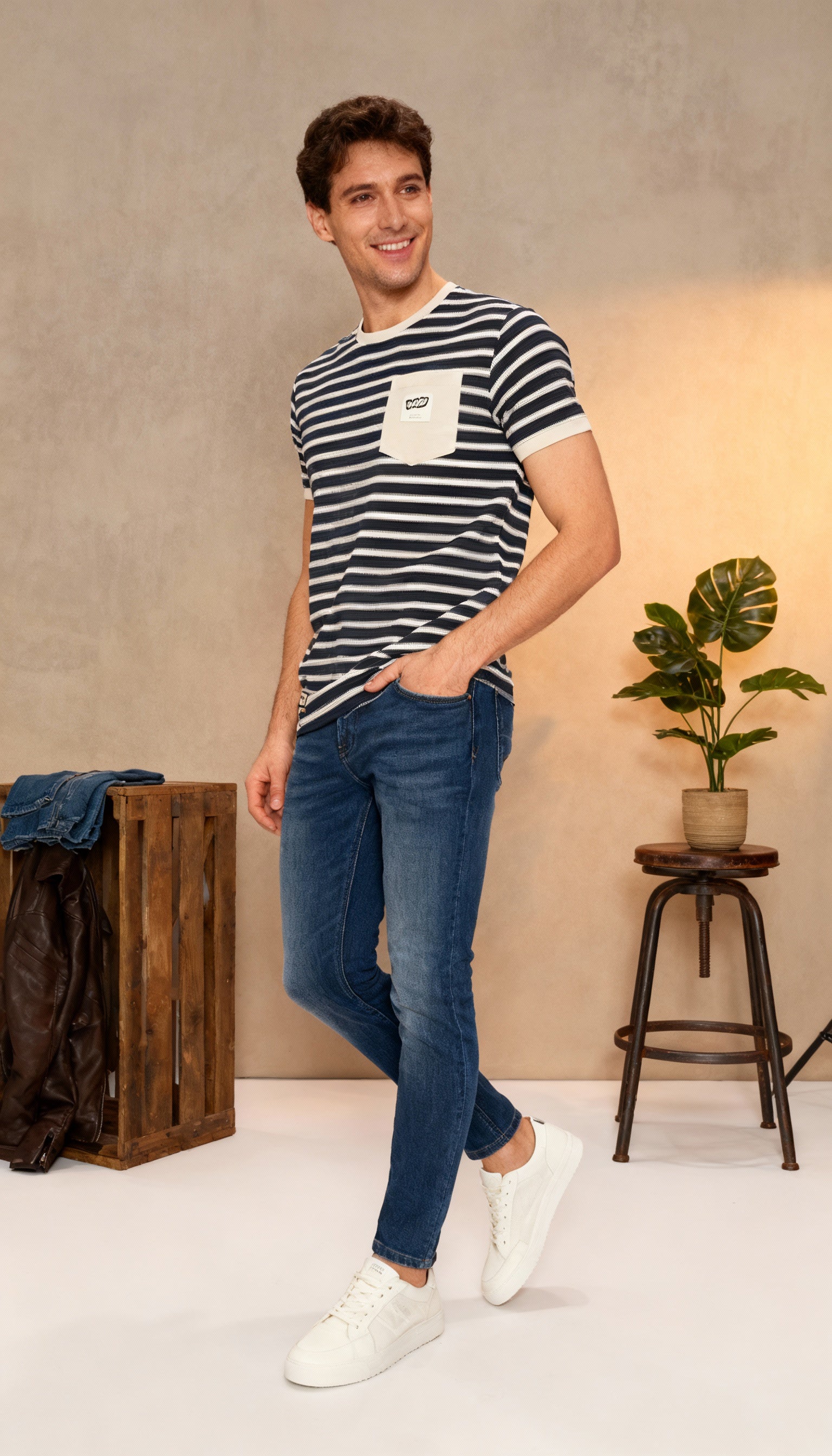 Stripe Men's T-Shirt With Designed Pocket